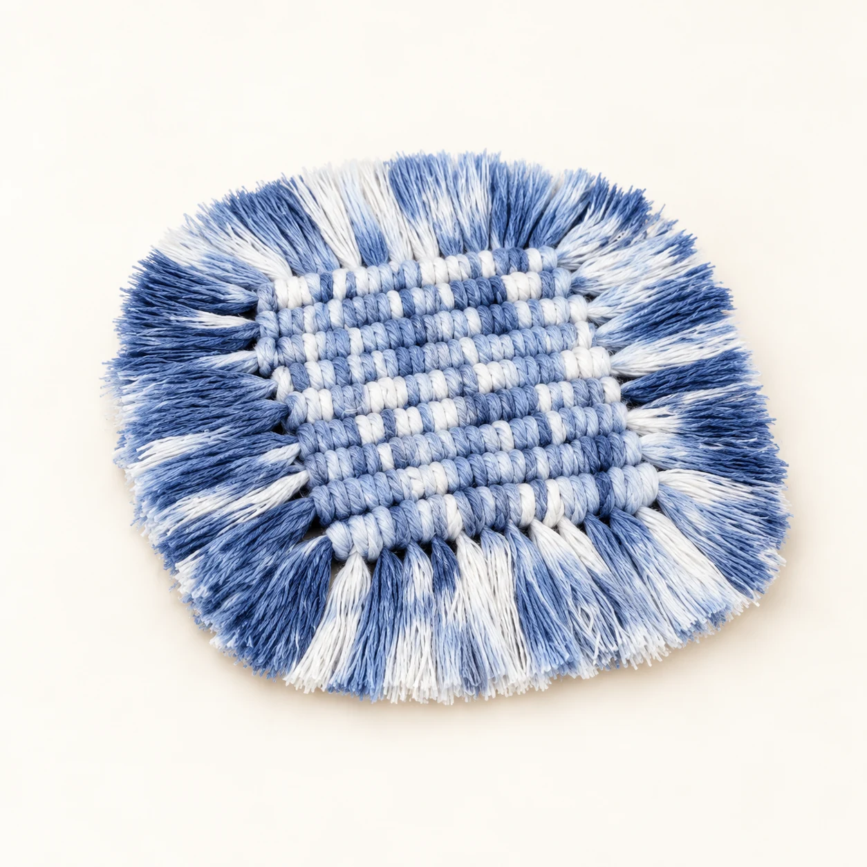Tie-Dye Macrame Kit - Coasters - kit and components