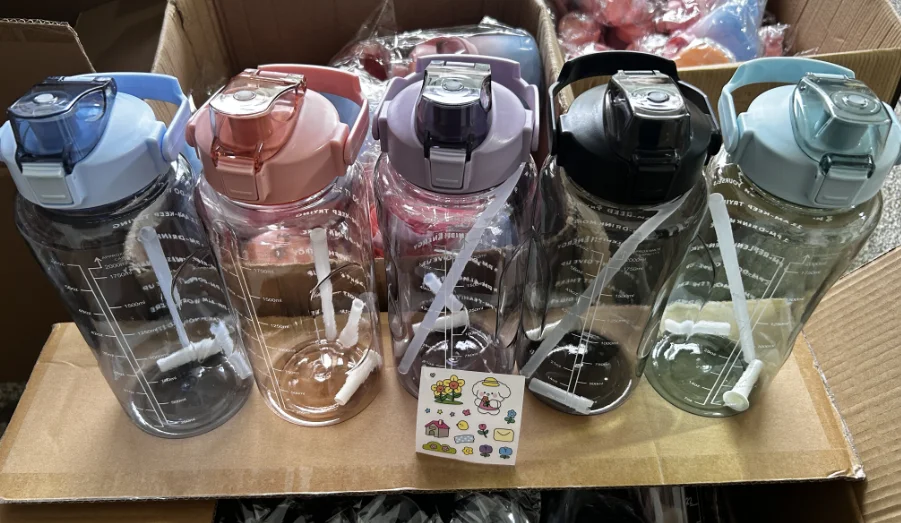 High-Capacity Water Bottle - Model 111 from the ZHONGYI High-Capacity Water Bottles collection