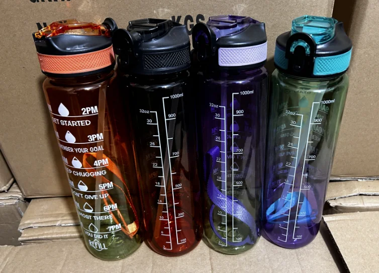 Large Water Bottle - Model 116 from the ZHONGYI Large Space Water Bottles collection