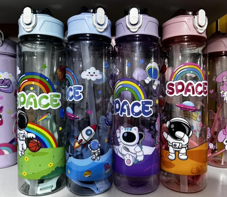 Medium Water Bottle - Model 102 from the ZHONGYI Medium Space Water Bottles collection