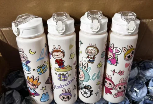 Medium Water Bottle - Model 105 from the ZHONGYI Medium Space Water Bottles collection